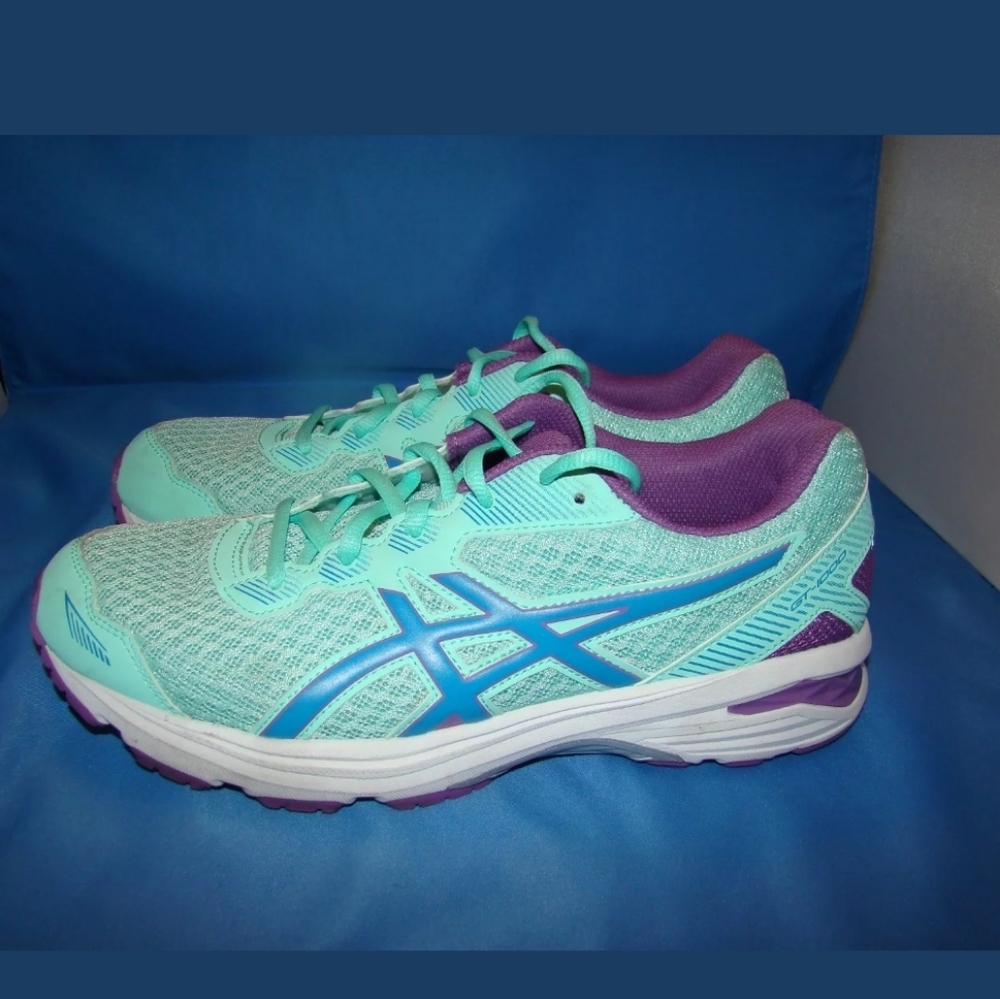 Women's Asics GT-1000 5 Running Shoes Size-7